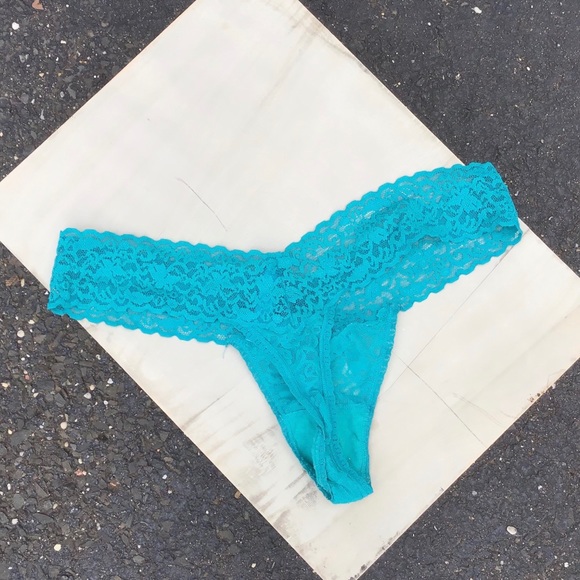 4 pair Victoria Secret Blue Purple set lace OS - Picture 8 of 11